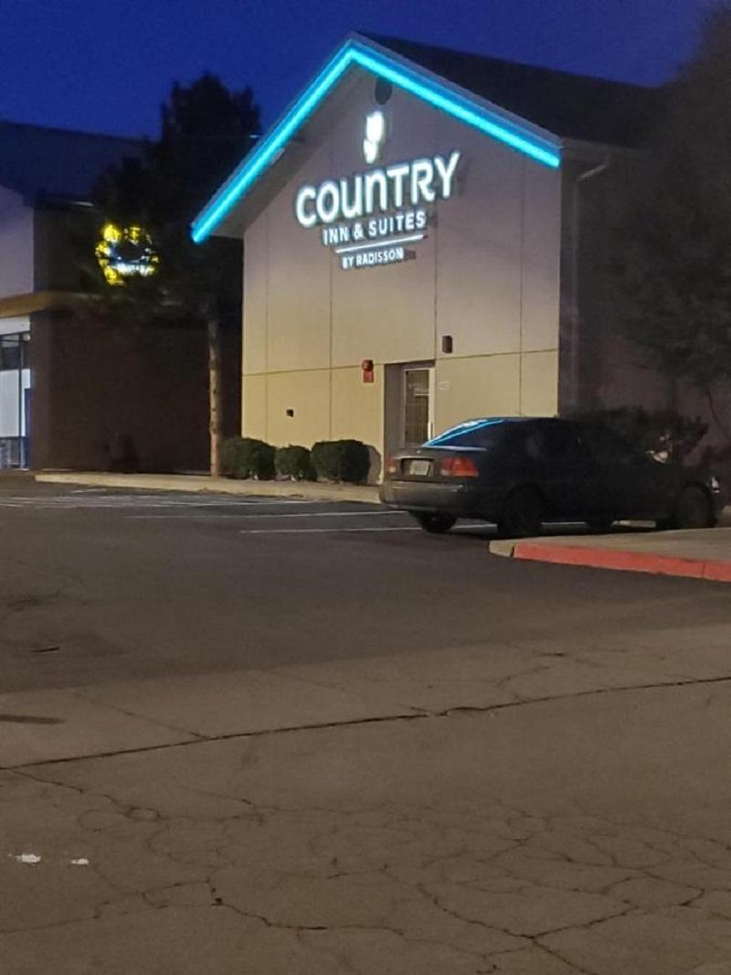 Country Inn & Suites By Radisson, Bend, Or エクステリア 写真