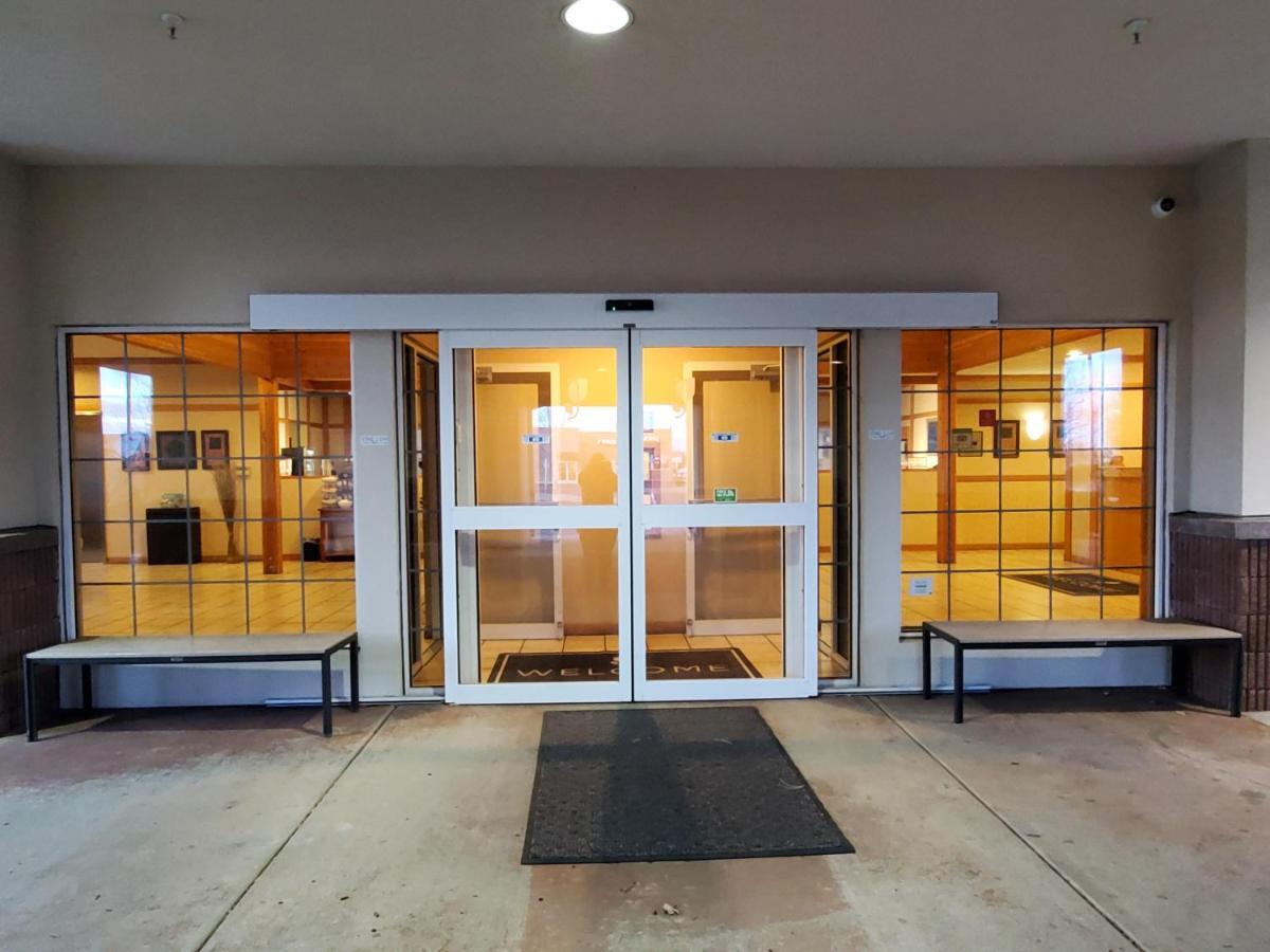 Country Inn & Suites By Radisson, Bend, Or エクステリア 写真